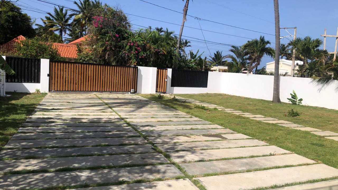 Luxurious villa for sale in Costambar, Puerto Plata, DR.
