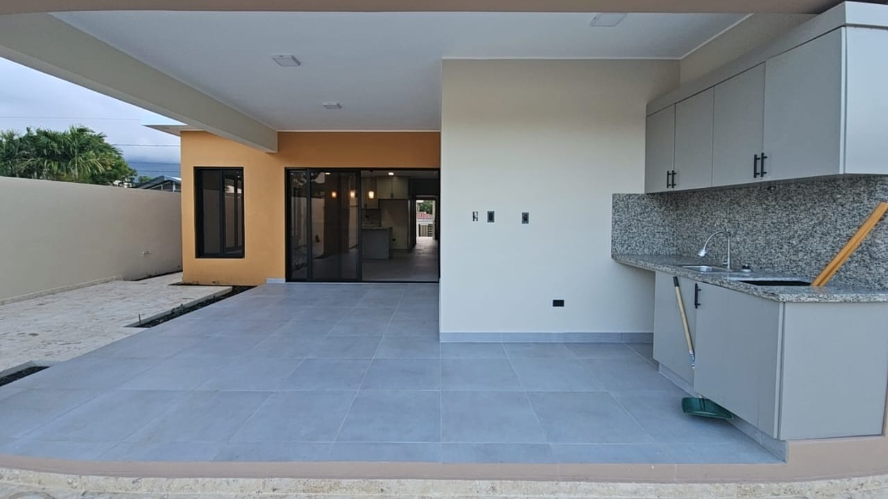 Villa for Sale in Costambar Puerto Plata, DR just 2 minutes from the beach 🏖️ Newly Built