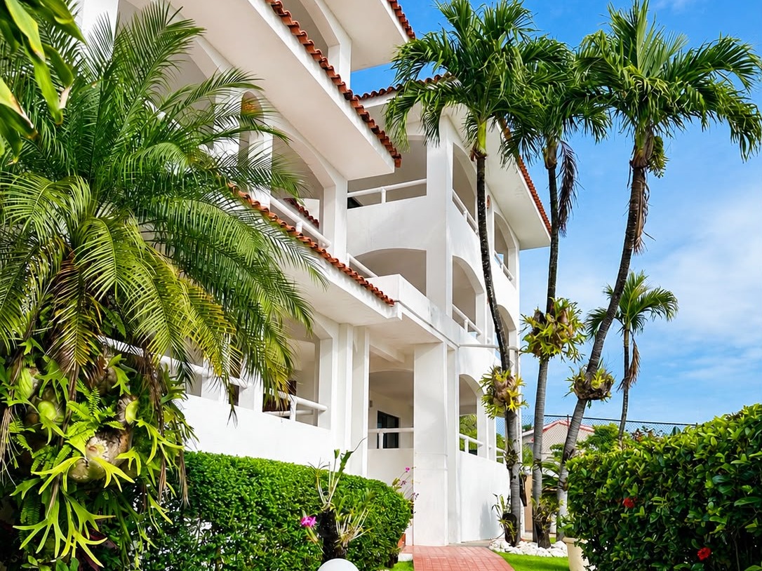 Oasis Apartment for Rent with Ocean View